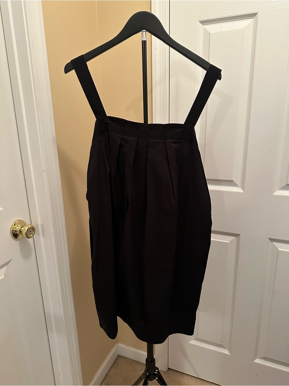 BCBGMaxAzria Black Pleated Dress with Bubble Hem - Size 12